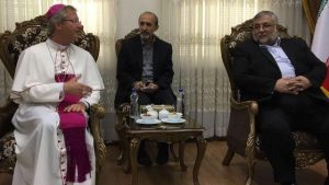 Mgr. Alain de Raemy (links) und Dr. Abouzar Ebrahimi Torkaman - Präsident ICRO (rechts) - Photo : Erwin Tanner (SBK)